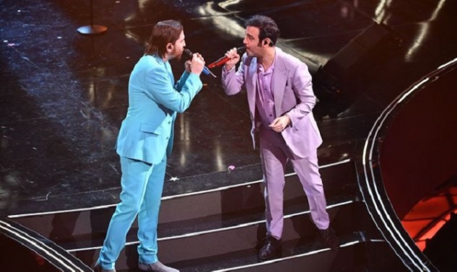 Festival di Sanremo, Colapesce e Dimartino quarti e Premio Lucio Dalla