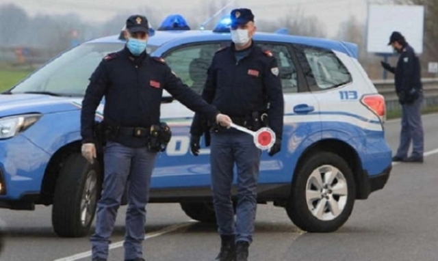 Siracusa, con 2 pugnali in auto: denunciato 47enne