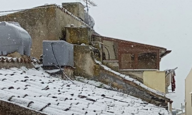 Neve sulle Madonie. Scuole chiuse a Ganci e Geraci Siculo