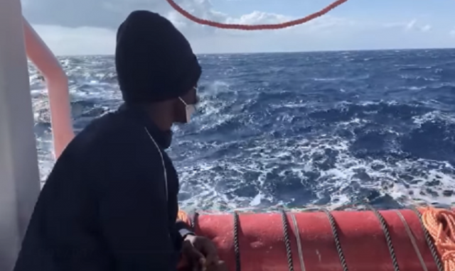 Ocean Viking verso Augusta: a bordo 116 migranti e 5 sono positivi