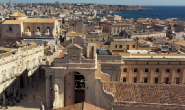 Ortigia nell'edizione turca della rivista Harper's Bazaar