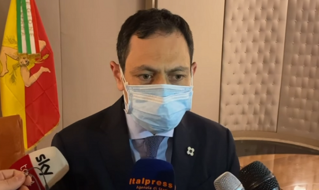 Razza: "Chiarezza su AstraZeneca per evitare contraccolpi su campagna vaccinazioni"