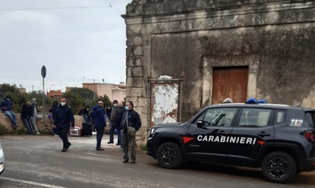 Sgombero a Cassibile, la Brigata Rosa al Prefetto: "Attivi Protezione civile e Croce Rossa"