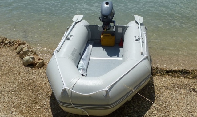 Siracusa, tender rubato: obbligo di dimora per un 20enne