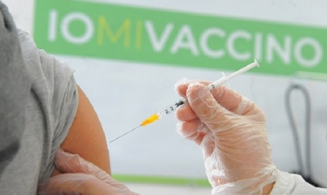 Vaccini: in arrivo 100mila dosi AstraZeneca in Sicilia