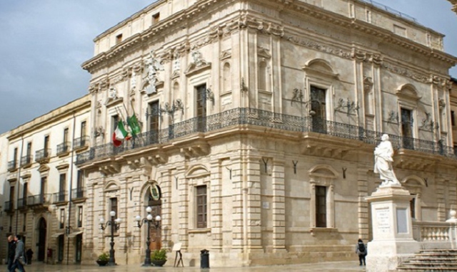 Siracusa, riequilibrio di genere in giunta: il Partito Democratico in pressing sul sindaco Italia