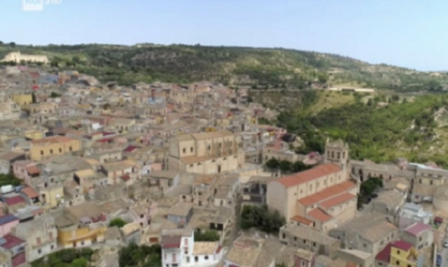 A Ferla altri due positivi. Scuole comunali chiuse oggi e domani per sanificazione