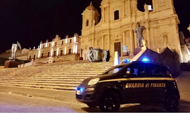 Noto, reagisce con un'aggressione ad un controllo: arrestato 29enne