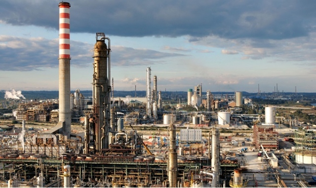 Siracusa, Europa Verde: "Nessuna proposta del petrolchimico valida da poter essere inserita nel Pnrr"