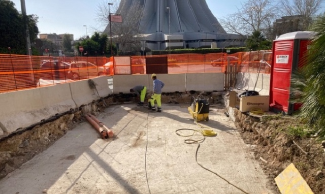 Siracusa, cantiere in viale Teocrito: tecnici Siam al lavoro