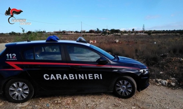 Siracusa, terreno trasformato in discarica di rifiuti edili: 2 denunciati