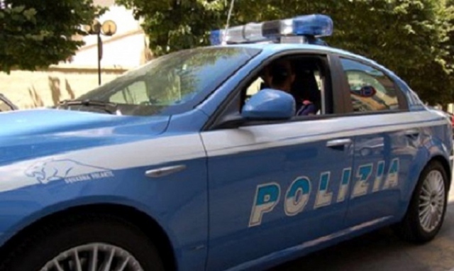 auto_polizia_10_1
