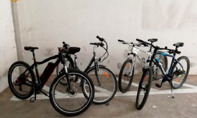 Siracusa, in garage bici e orologio rubati: 24enne denunciato