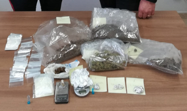 Augusta, deposito di droga in casa: arrestato 29enne