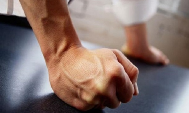 Augusta, lesioni e minacce alla madre: sorveglianza speciale per un 21enne