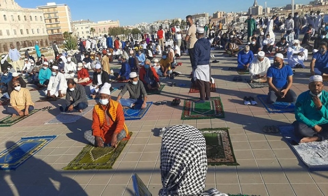 Siracusa, preghiera di fine Ramadan sulla terrazza del Talete