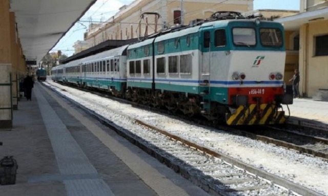 Dal 13 giugno chiusa la linea ferroviaria Catania-Siracusa: in sostituzione i bus