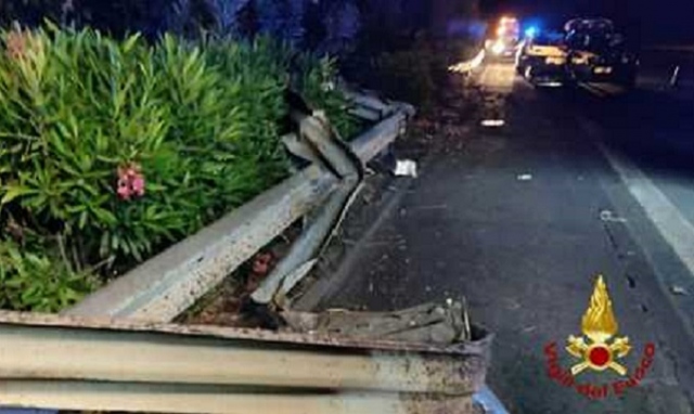 Incidente mortale sulla Messina-Catania, la vittima è un 14enne