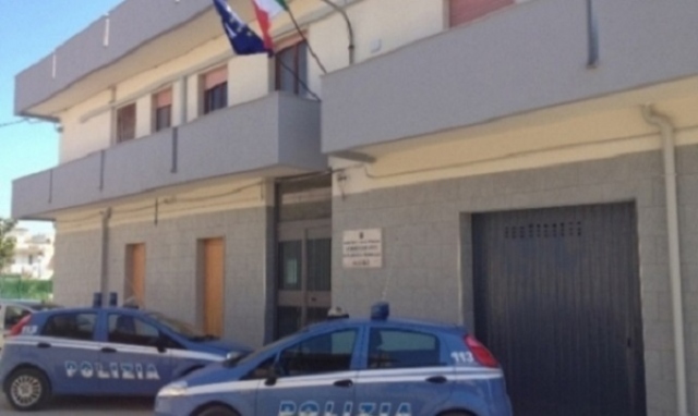 Pachino, brucia il garage del padre per vecchi rancori: denunciato 20enne